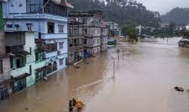 सिक्किम में अचानक आई बाढ़ से 14 लोगों की मौत, 102 लापता