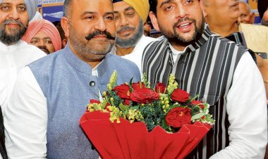 सांसद सुशील रिंकू के खिलाफ नाराजगी के एक दिन बाद आप ने विधायक शीतल अंगुराल को तलब किया