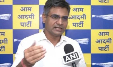 AAP ने केंद्रीय मंत्री अश्विनी वैष्णव को बर्खास्त करने की मांग की, संदीप पाठक बोले- "रेल दुर्घटनाएं होती जा रही"