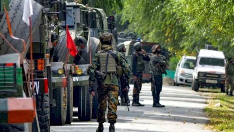 जम्मू-कश्मीर के राजौरी में आतंकवादियों के साथ मुठभेड़ में सेना के 2 जवान घायल हो गए