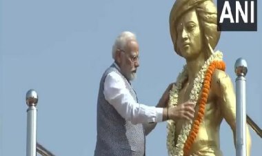 पीएम मोदी लोक नायक बिरसा मुंडा के पैतृक गांव उलिहातू जाने वाले पहले प्रधानमंत्री बने
