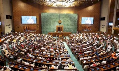 महुआ मोइत्रा के संभावित निष्कासन की खबरों पर सर्वदलीय बैठक में गरमाहट