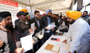 मुख्यमंत्री द्वारा पंजाब में अपनी तरह की पहली स्कीम ‘आप’ की सरकार, आप के द्वार’ का आग़ाज़