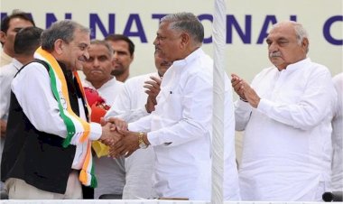 भाजपा का दामन छोड़ एक बार फिर कांग्रेसी हुए बीरेंद्र सिंह,पतनी ने भी छोड़ी पार्टी