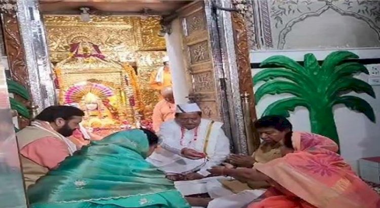 हरियाणा के मुख्यमंत्री नायब सैनी पहुंचे पंचकूला मंदिर, माता रानी की पूजा 