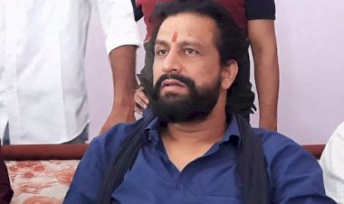 नवीन जयहिंद ने संजय सिंह को बताया केजरीवाल का तोता