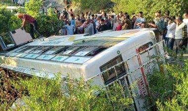 जम्मू में बड़ा सड़क हादसा, यात्रियों से भरी बस गहरी खाई में गिरी, 21 की मौत, 40 घायल