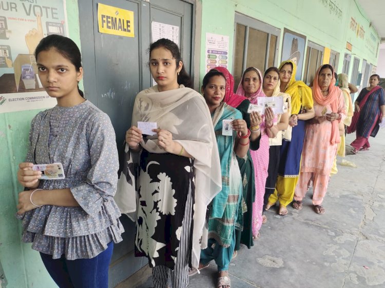 हरियाणा में एक बजे तक 36.48 फीसदी वोटिंग, इस सीट पर सबसे कम वोटिंग, तो यहां सबसे ज्यादा मतदान