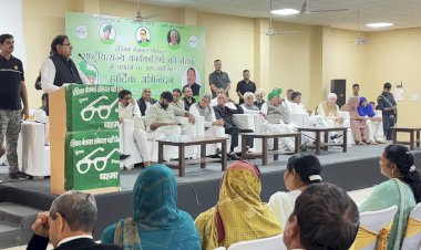 इनेलो में हर 4 साल में होगा बदलाव, पार्टी की प्रदेश कार्यकारिणी बैठक में हुआ फैसला, राज्य में बीजेपी की हैट्रिक पर हुड्डा पर बरसे अभय चौटाला