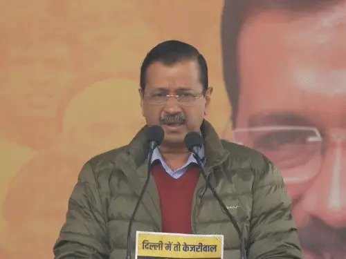 दिल्ली चुनाव में अरविंद केजरीवाल की 15 गारंटी, महिलाओं को 2100 रुपये प्रतिमाह देने जैसे वादे भी शामिल