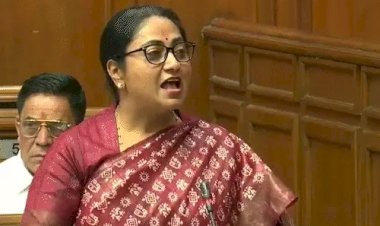 दिल्ली में पहली बार 1 लाख करोड़ का बजट, हुए बड़े ऐलान, पढ़ें पूरी खबर