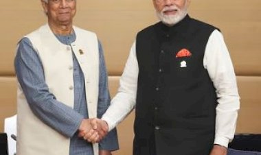 प्रधानमंत्री मोदी ने बैंकॉक में मोहम्मद यूनुस से की मुलाकात