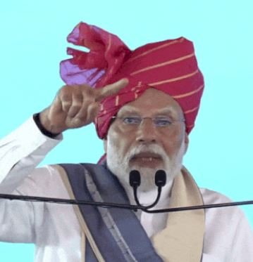 प्रधानमंत्री मोदी हरियाणा पहुंचे, हिसार से अयोध्या के लिए उड़ान को दिखाई हरी झंडी