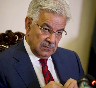 पाकिस्तान ने कबूला आतंकवाद फैलाने की बात, पाक रक्षा मंत्री का बड़ा बयान