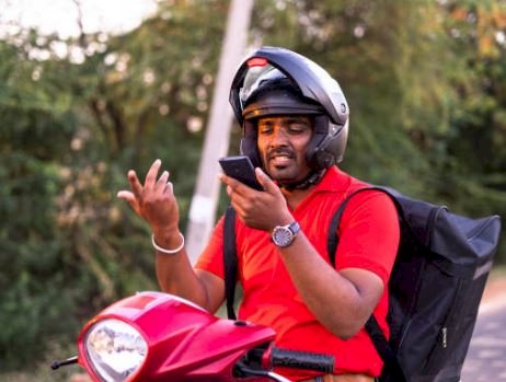 अब डिलीवरी कर्मचारियों को नौकरी के बाद मिलेगी पेंशन, देखें कौन सी कंपनियां हैं शामिल