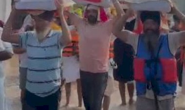 बाढ़ के बीच ‘आप’ विधायक ने श्री गुरु ग्रंथ साहिब जी का स्वरूप आदर-सम्मान से सुरक्षित पहुंचाया