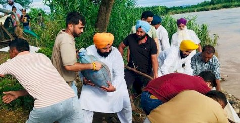 गली-गली तक पहुंचा सैनिटाइजेशन अभियान, शिक्षा मंत्री  हरजोत सिंह बैंस ने खुद संभाली कमान
