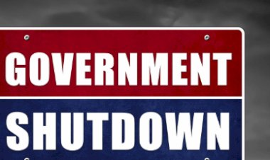 अमेरिकी सरकार का कामकाज ठप: रुकी H1B वीज़ा प्रक्रिया