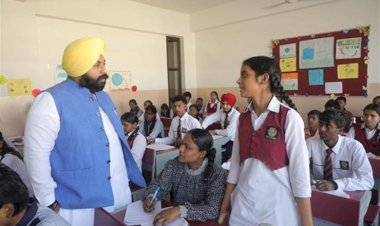 मान सरकार के नेतृत्व में शिक्षा में जुड़ा नया अधयाय : स्कूलों में डिग्री के साथ अब 'कमाई का हुनर