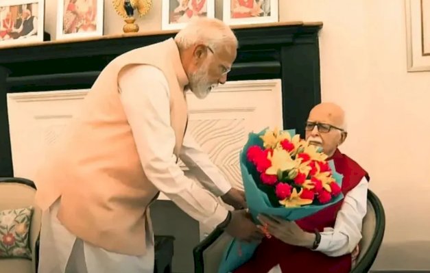 98 साल के हो गए बीजेपी के दिग्गज नेता एलके आडवाणी