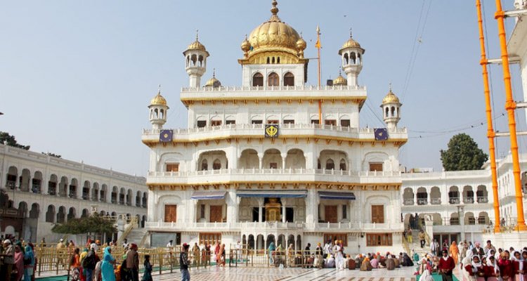 श्री अकाल तख्त साहिब ने सिख सांसदों को पत्र लिखकर 'वीर बल दिवस' का नाम बदलकर 'साहिबजादे शहादत दिवस' करने की मांग