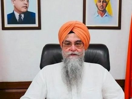 328 पवित्र सरूपों का मामला: एसजीपीसी पर काबिज गुट की चुप्पी ‘गुनाह’ की गवाही: कुलतार सिंह संधवा
