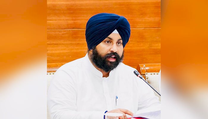 852 सरकारी स्कूलों की सूरत बदलने के लिए 17.44 करोड़ रुपये से ज़्यादा के फंड जारी: बैंस