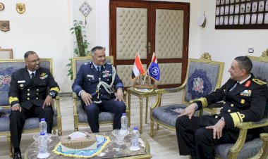 लोकायन-26 के दौरान मिस्र के सफागा बंदरगाह पर आईएनएस सुदर्शनी ने किया ऐतिहासिक आगमन