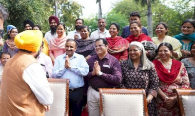 मुख्यमंत्री भगवंत सिंह मान ने सिंगापुर प्रशिक्षण के लिए प्रिंसिपलों के आठवें बैच को रवाना किया, अब तक 234 प्रिंसिपल विश्व स्तरीय प्रशिक्षण के लिए भेजे गए