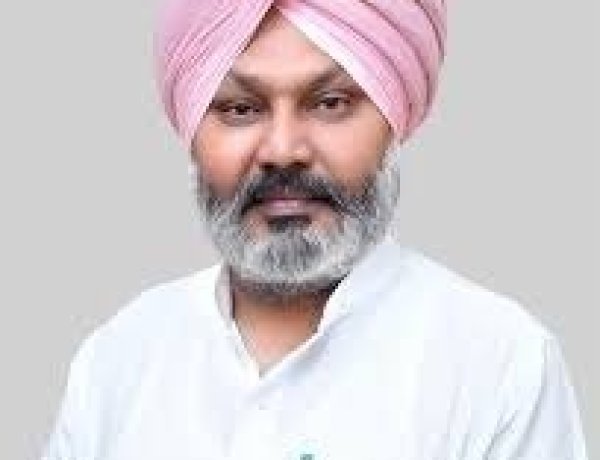 ईडी के छापे विपक्ष की आवाज को कुचलने के लिए भाजपा की बौखलाहट को दर्शाते हैं: आप पंजाब