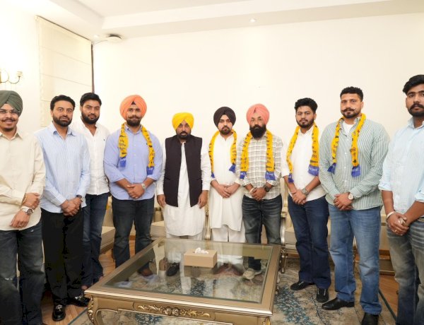 मशहूर पहलवान जस्सा पट्टी अपनी टीम सहित आम आदमी पार्टी में शामिल