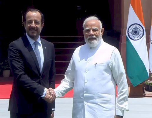 PM नरेंद्र मोदी ने नई दिल्ली में साइप्रस के प्रेसिडेंट निकोस क्रिस्टोडोलाइड्स से की बातचीत