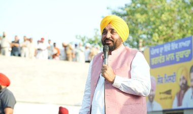 मैंने श्री अकाल तख्त साहिब के आगे मत्था टेका क्योंकि यह हर पंजाबी और सिख के लिए सर्वोच्च है, लेकिन कुछ लोग अपने निजी हितों के लिए इसका दुरुपयोग कर रहे हैं: मुख्यमंत्री भगवंत सिंह मान