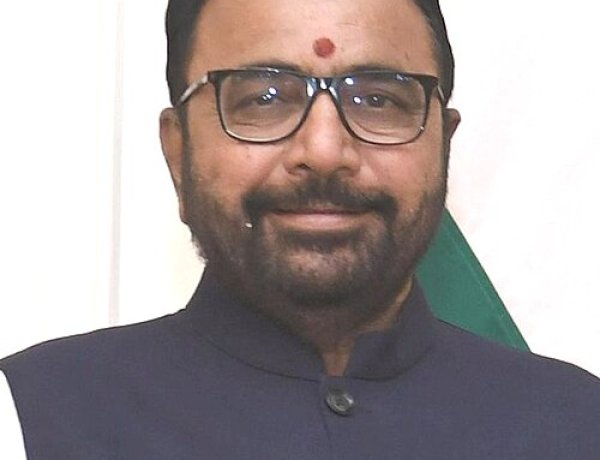 केंद्रीय आयुष मंत्री प्रतापराव जाधव ने दिल्ली के वन-रोपण अभियान की सराहना की, शहरी वन विकास में औषधीय पौधों के एकीकरण का आग्रह किया