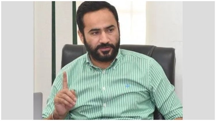 सफ़ाई कर्मचारियों के साथ हुई घटना के बाद सीएम भगवंत सिंह मान ने बरनाला डीएसपी को तुरंत सस्पेंड करने का दिया आदेश: मीत हेयर*