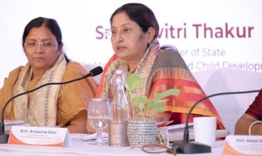 केंद्रीय मंत्री अन्नपूर्णा देवी ने कोलकाता में पश्चिम बंगाल में महिला एवं बाल विकास मंत्रालय की योजनाओं की समीक्षा बैठक की अध्यक्षता की