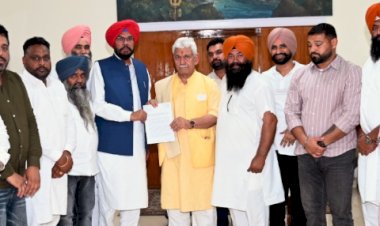पंजाब के बॉर्डर इलाकों को बाढ़ से बचाने के लिए आप विधायक धालीवाल ने जम्मू-कश्मीर के उप राज्यपाल मनोज सिन्हा से की मुलाकात