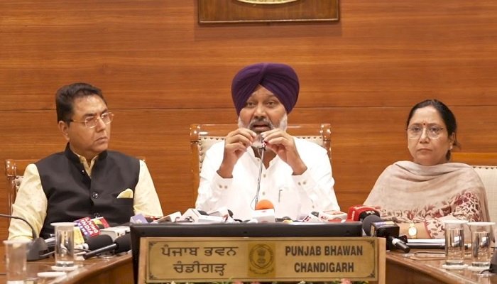DA मुद्दे पर मंत्री हरपाल चीमा का बयान, कहा- “पंजाब के कर्मचारियों को सेंट्रल पे कमीशन से ज़्यादा सैलरी दी जा रही है”