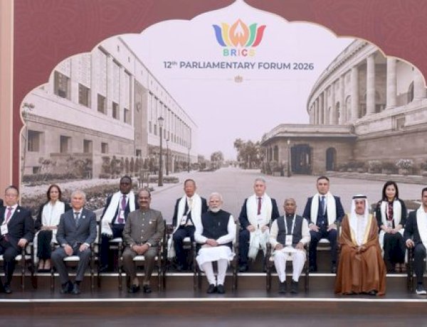 प्रधानमंत्री नरेन्द्र मोदी ने नई दिल्ली में 12वें ब्रिक्स संसदीय मंच के दौरान ब्रिक्स देशों के सांसदों से संवाद किया