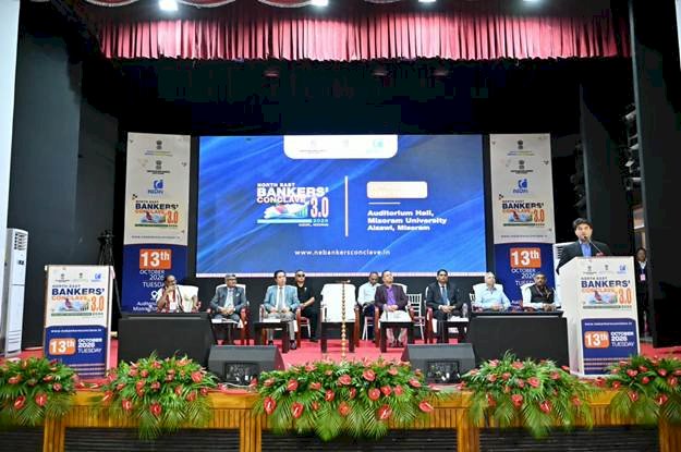 केंद्रीय मंत्री ज्योतिरादित्य सिंधिया ने मिजोरम में नॉर्थ ईस्ट बैंकर्स कॉन्क्लेव 3.0 का उद्घाटन किया, क्षेत्र में अधिक से अधिक ऋण प्रवाह का आह्वान किया